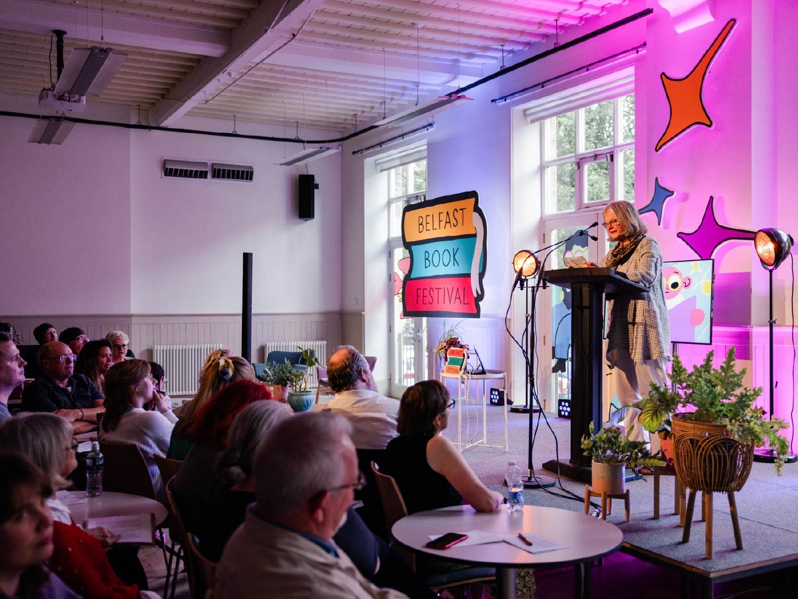 the crescent writers read